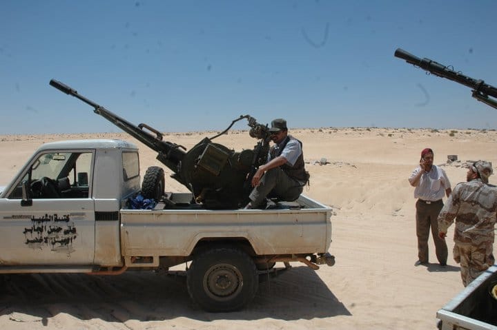 Toyota hiluxes and war