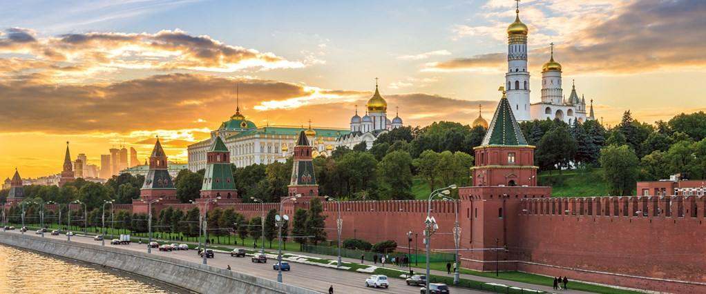 Communist Tours 