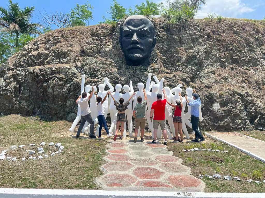 Communist Tours 